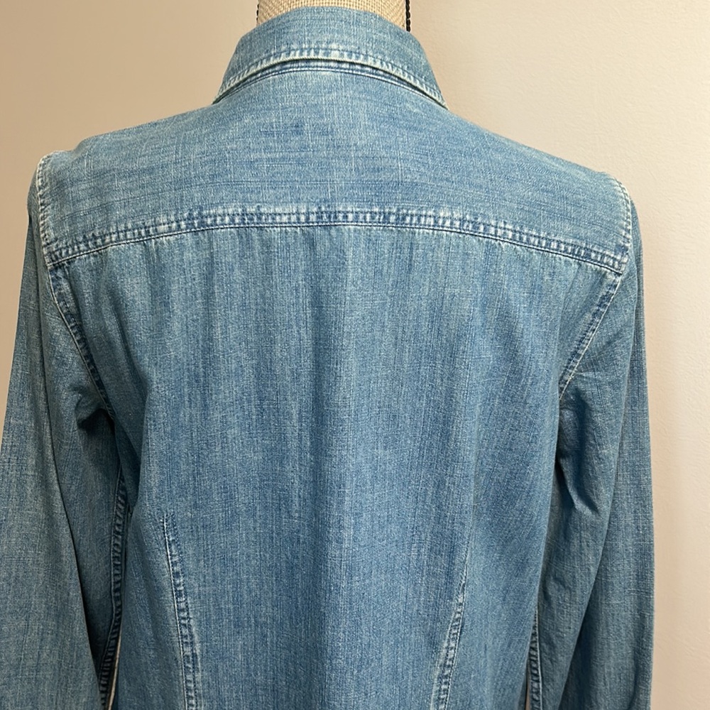 Talbots LS Sz Medium Button Front 100% Cotton Classic Tailored Blue Denim Shirt - Picture 7 of 10